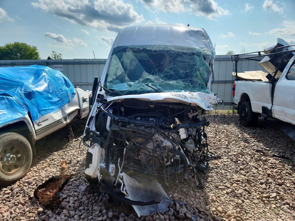 65858256 :رقم المزاد ، 1FTBR2X84NKA64737 vin ، 2022 Ford Transit مزاد بيع