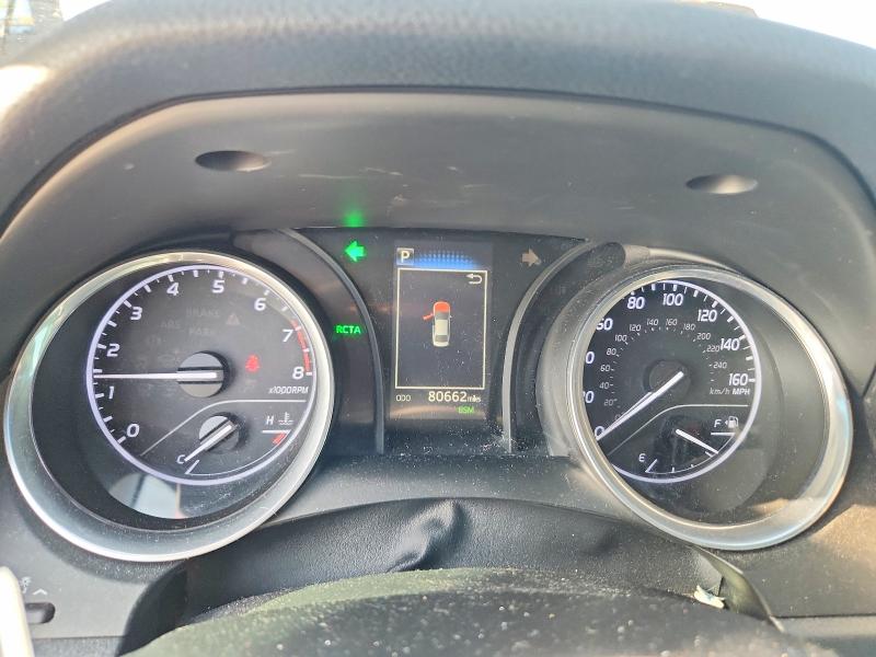 Auction sale of the 2018 Toyota Camry, vin: 4T1B11HK8JU065220, lot number: 63653606