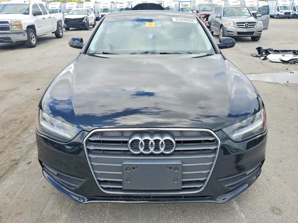 Продажа на аукционе авто 2014 Audi A4, vin: WAUAFAFL4EA122143, номер лота: 63990906