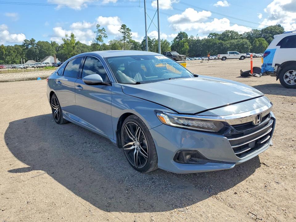 Продажа на аукционе авто 2022 Honda Accord, vin: 1HGCV2F97NA011080, номер лота: 64910406