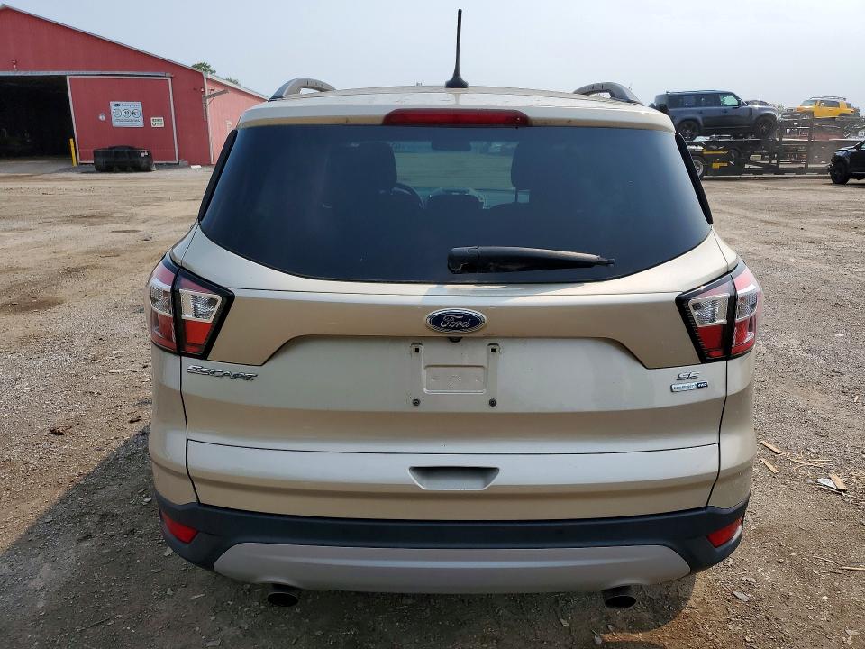 63748496 :رقم المزاد ، 1FMCU9GD4JUA32860 vin ، 2018 Ford Escape مزاد بيع