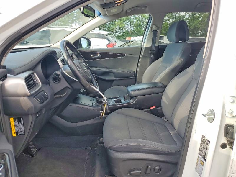 65657616 :رقم المزاد ، 5XYPG4A35GG051301 vin ، 2016 Kia Sorento مزاد بيع