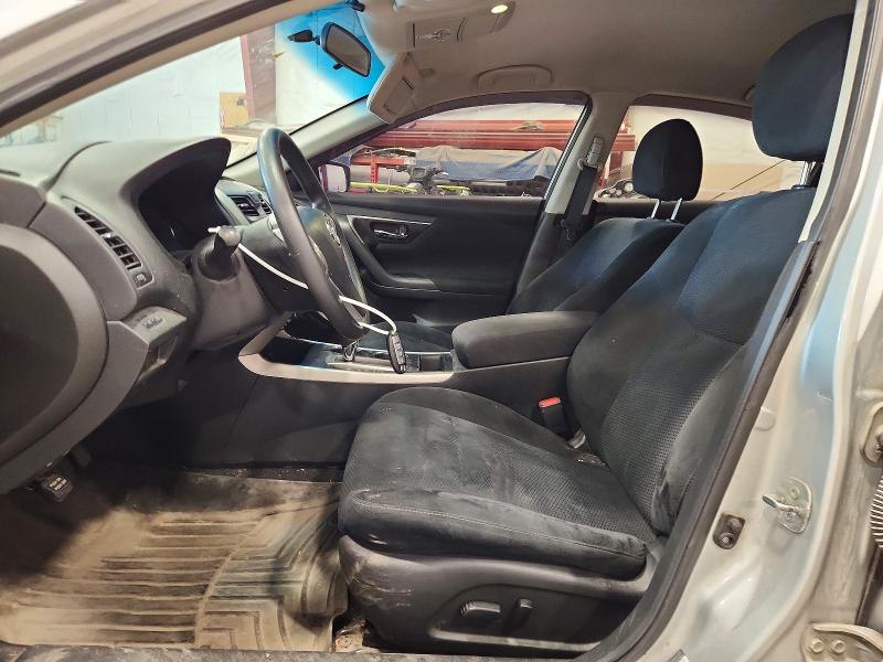 2015 Nissan Altima მანქანა იყიდება აუქციონზე, vin: 1N4AL3AP6FN380505, აუქციონის ნომერი: 66241696