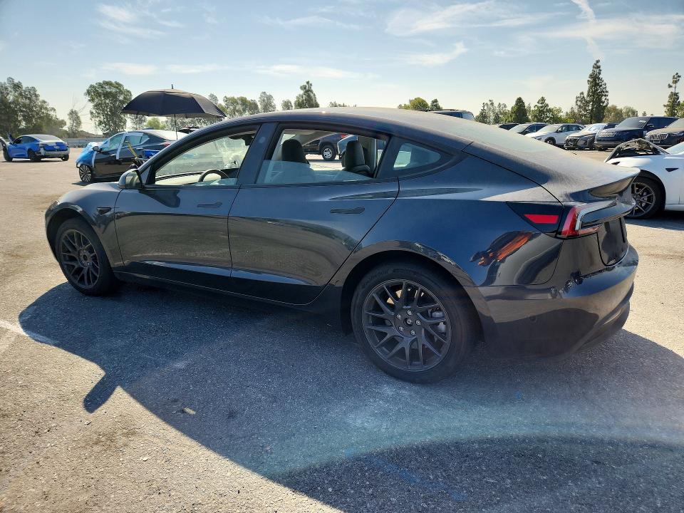 64066116 :رقم المزاد ، 5YJ3E1EA3SF081523 vin ، 2025 Tesla Model 3 مزاد بيع