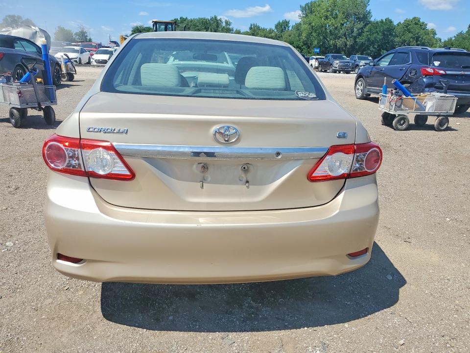 65373686 :رقم المزاد ، 2T1BU4EE8BC576209 vin ، 2011 Toyota Corolla مزاد بيع
