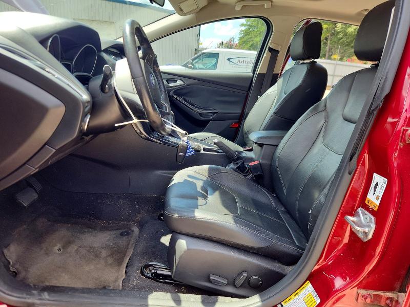 66092216 :رقم المزاد ، 1FADP3N28FL321483 vin ، 2015 Ford Focus مزاد بيع