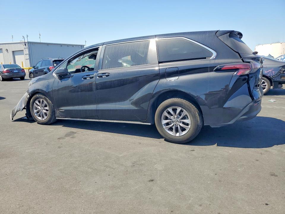 64481186 :رقم المزاد ، 5TDKRKECXMS007764 vin ، 2021 Toyota Sienna مزاد بيع