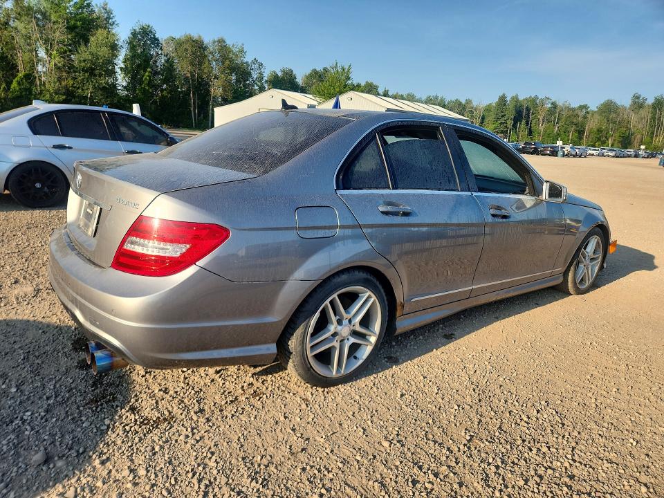 Aukcja sprzedaży 2012 Mercedes-benz C, vin: WDDGF8BB6CA601931, numer aukcji: 64236626