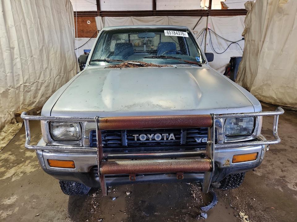 1991 Toyota Pickup მანქანა იყიდება აუქციონზე, vin: JT4VN01D3M004591, აუქციონის ნომერი: 65184376