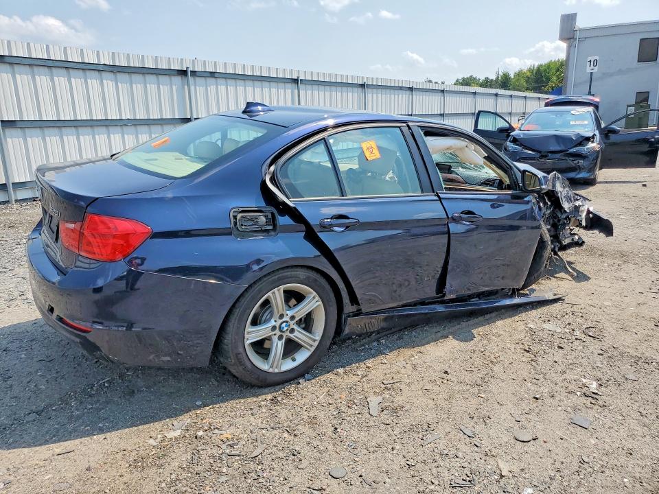 64685856 :رقم المزاد ، WBA3B5G50DNS00887 vin ، 2013 Bmw 328 مزاد بيع