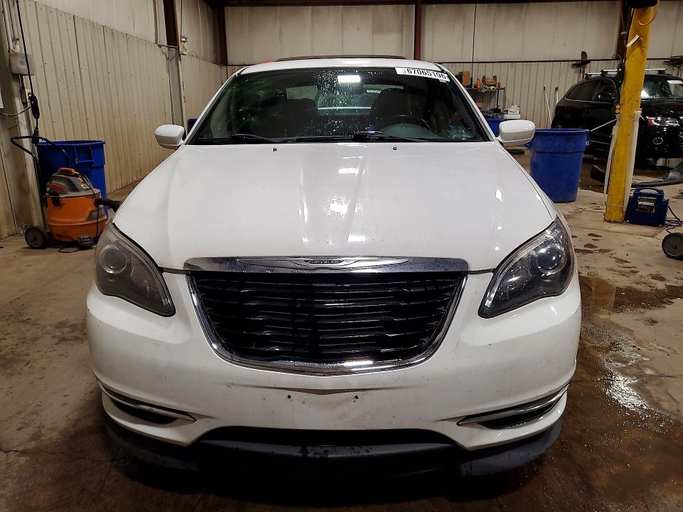 Продаж на аукціоні авто 2013 Chrysler 200, vin: 1C3CCBCG9DN738031, номер лоту: 67065196