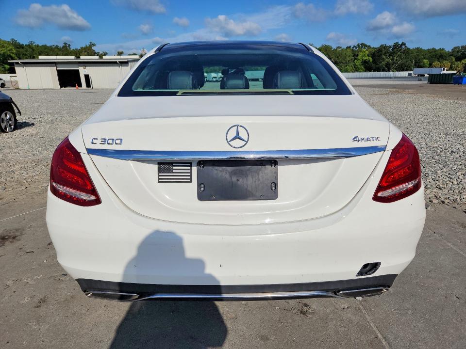 2015 Mercedes-benz C მანქანა იყიდება აუქციონზე, vin: 55SWF4KB1FU015226, აუქციონის ნომერი: 65652956