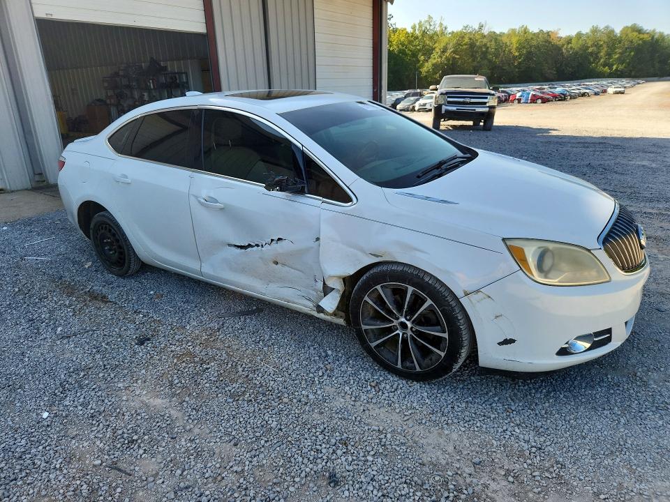 64777996 :رقم المزاد ، 1G4PW5SKXG4127684 vin ، 2016 Buick Verano مزاد بيع
