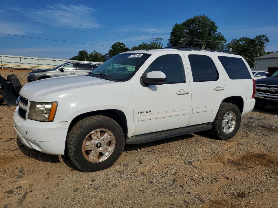 2011 Chevrolet Tahoe მანქანა იყიდება აუქციონზე, vin: 1GNSKAE0XBR385204, აუქციონის ნომერი: 64790386