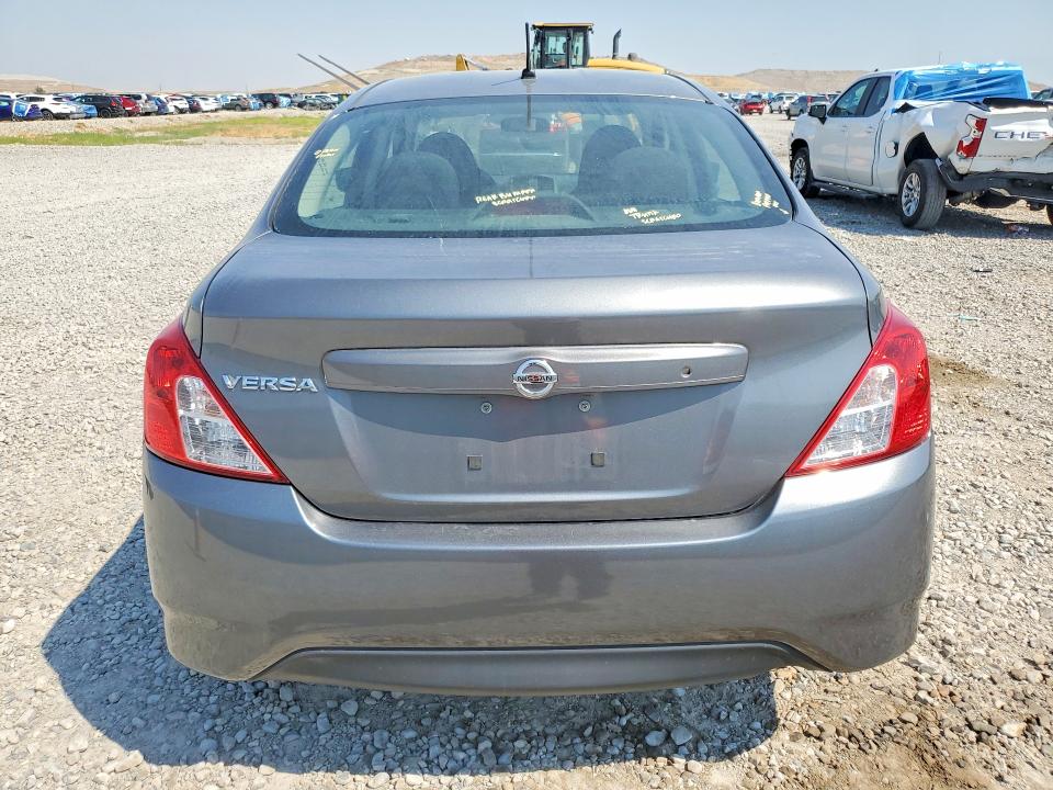 63503516 :رقم المزاد ، 3N1CN7AP5GL913825 vin ، 2016 Nissan Versa مزاد بيع
