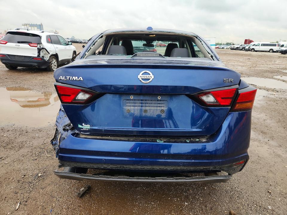 65373706 :رقم المزاد ، 1N4BL4CV4MN398066 vin ، 2021 Nissan Altima مزاد بيع