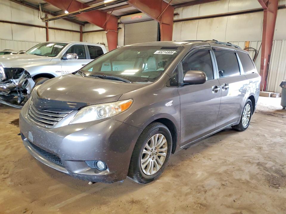 Auction sale of the 2014 Toyota Sienna, vin: 5TDYK3DC5ES490541, lot number: 65214906