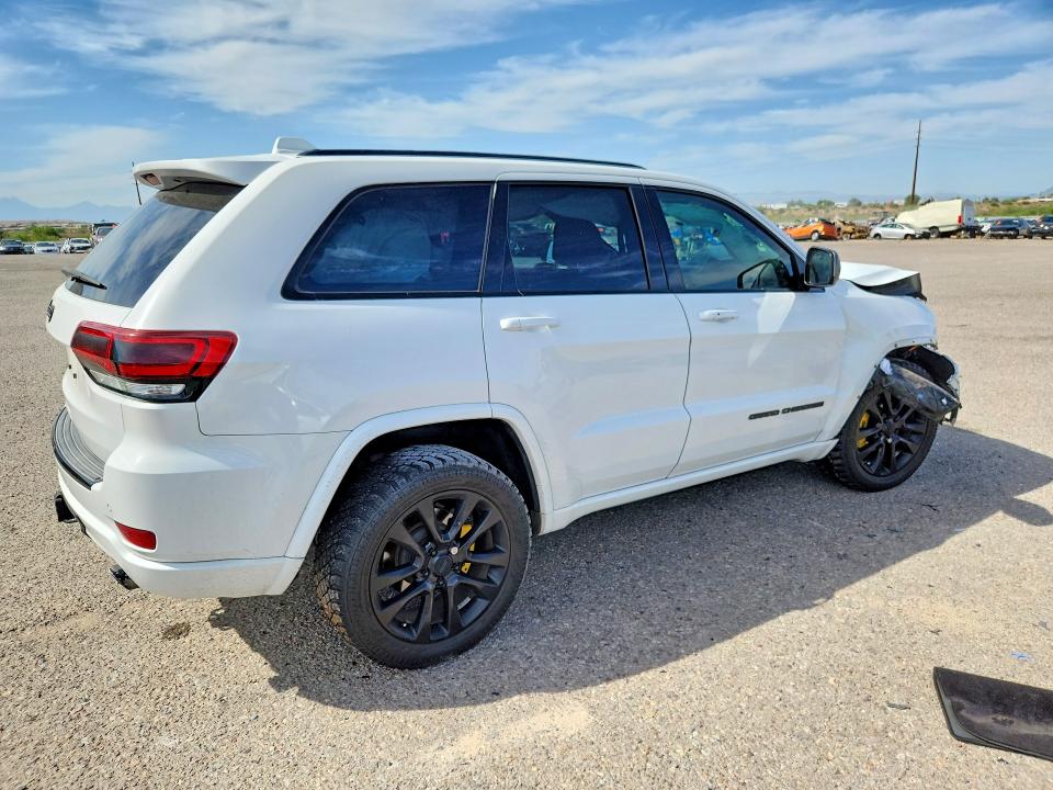Продажа на аукционе авто 2017 Jeep Grand Cherokee, vin: 1C4RJFAG6HC700828, номер лота: 66784386