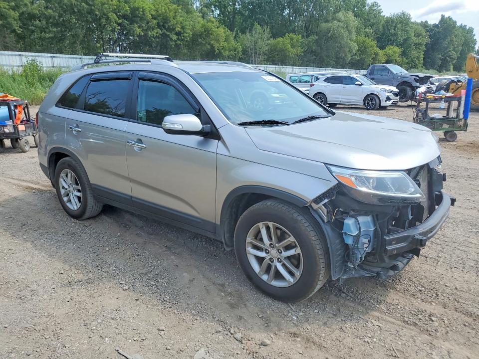 63351346 :رقم المزاد ، 5XYKT4A67FG581347 vin ، 2015 Kia Sorento مزاد بيع