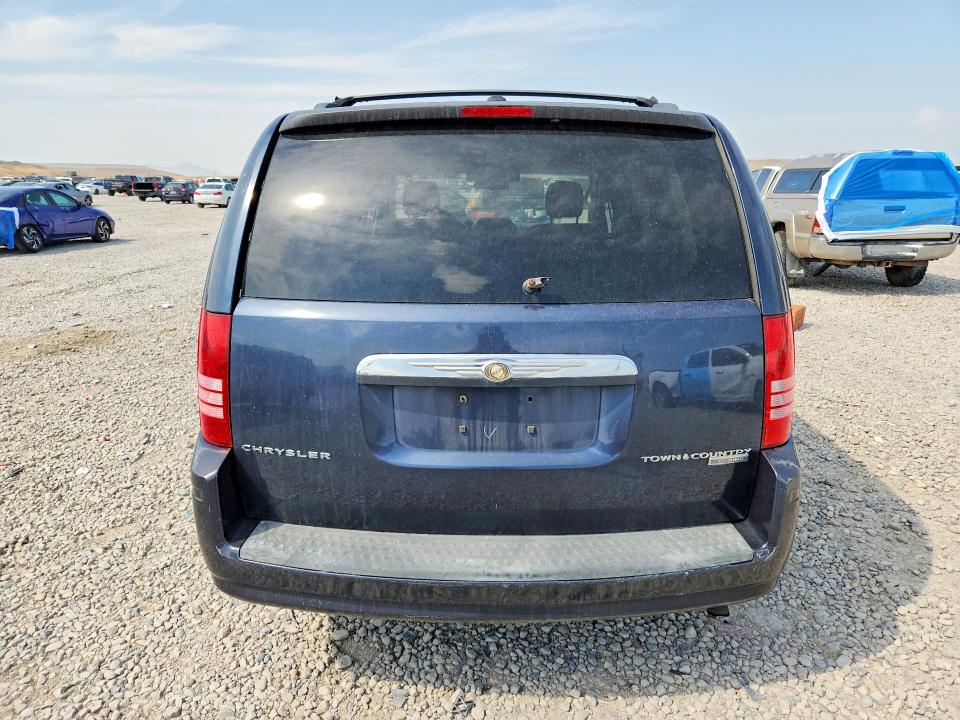 Auction sale of the 2009 Chrysler Town & Country, vin: 2A8HR54139R663969, lot number: 63616686