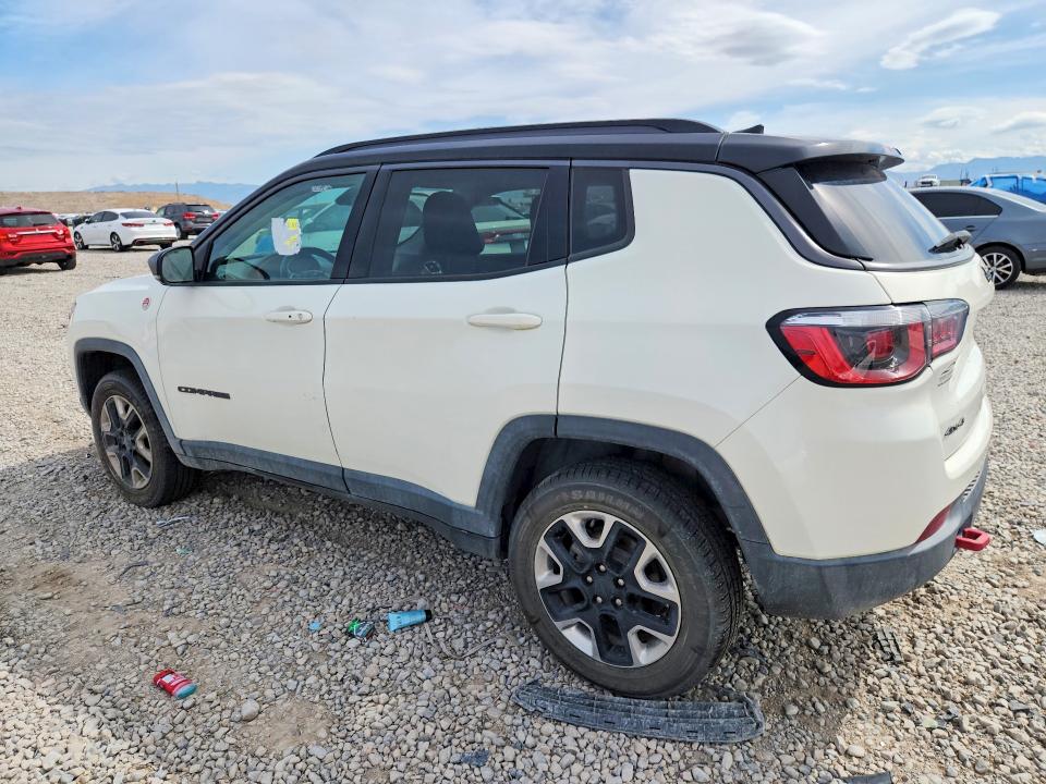 64470856 :رقم المزاد ، 3C4NJDDB6JT465523 vin ، 2018 Jeep Compass مزاد بيع