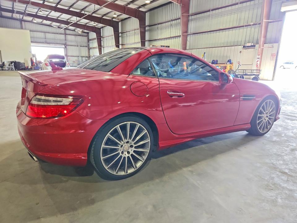 Продаж на аукціоні авто 2016 Mercedes-benz Slk, vin: WDDPK3JAXGF117163, номер лоту: 64559816