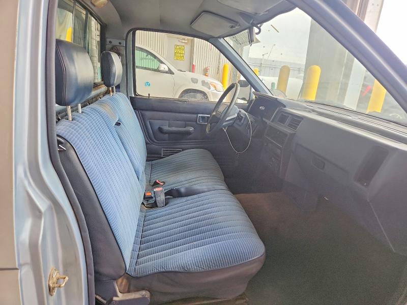 62903026 :رقم المزاد ، 1N6SD11S9NC343654 vin ، 1992 Nissan Truck مزاد بيع