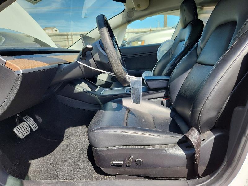 65379906 :رقم المزاد ، 5YJ3E1EC1MF935929 vin ، 2021 Tesla Model 3 مزاد بيع