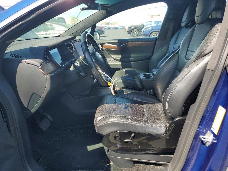 65728546 :رقم المزاد ، 5YJXCBE27GF015649 vin ، 2016 Tesla Model X مزاد بيع