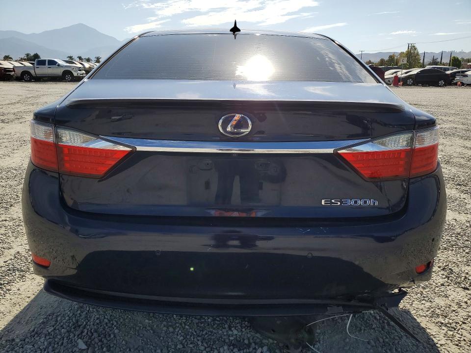 64047276 :رقم المزاد ، JTHBW1GG2D2028939 vin ، 2013 Lexus Es مزاد بيع