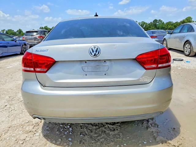 2014 Volkswagen Passat მანქანა იყიდება აუქციონზე, vin: 1VWAP7A32EC024806, აუქციონის ნომერი: 65133826