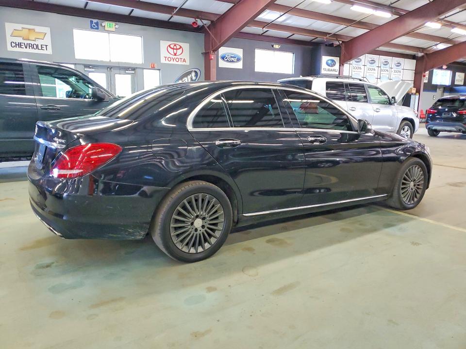 2015 Mercedes-benz C მანქანა იყიდება აუქციონზე, vin: 55SWF4KBXFU025351, აუქციონის ნომერი: 66448556