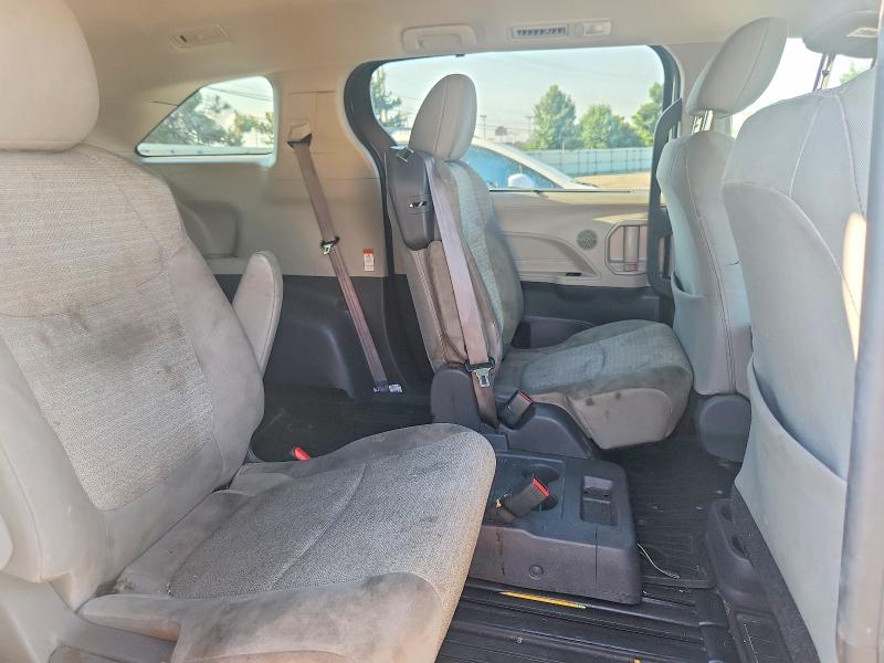2021 Toyota Sienna მანქანა იყიდება აუქციონზე, vin: 5TDKRKEC3MS073086, აუქციონის ნომერი: 64052896