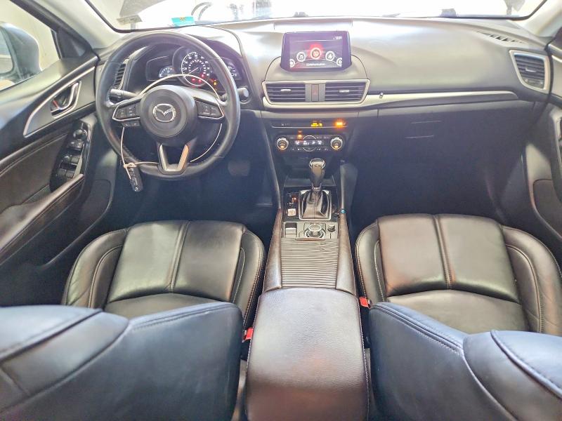 64762516 :رقم المزاد ، 3MZBN1V31JM242097 vin ، 2018 Mazda 3 مزاد بيع