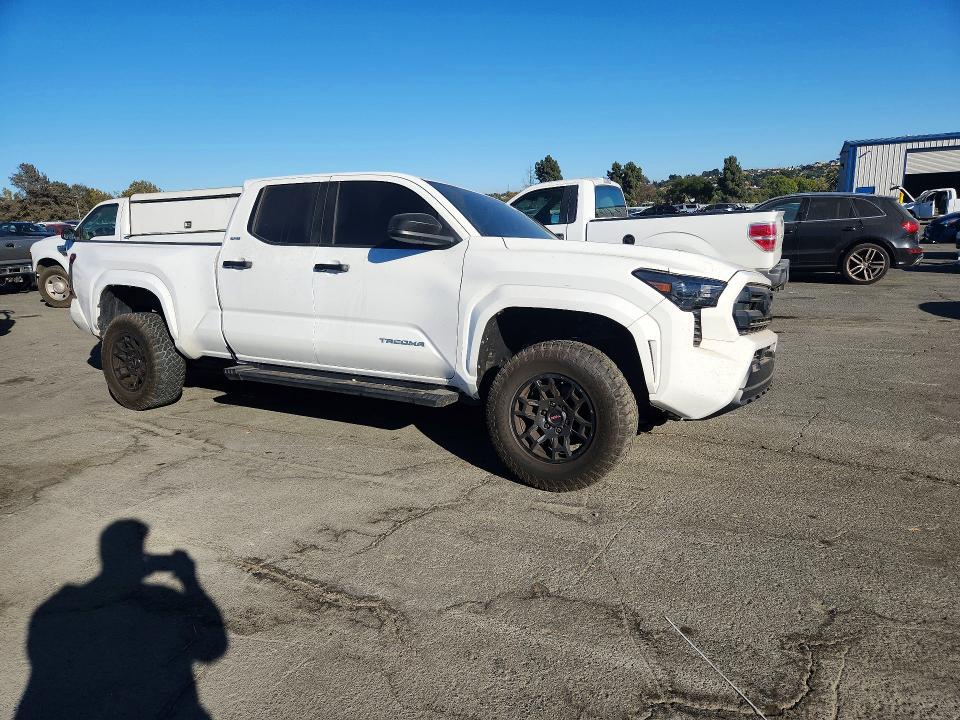 2024 Toyota Tacoma მანქანა იყიდება აუქციონზე, vin: 3TMLB5JN7RM022585, აუქციონის ნომერი: 66762366