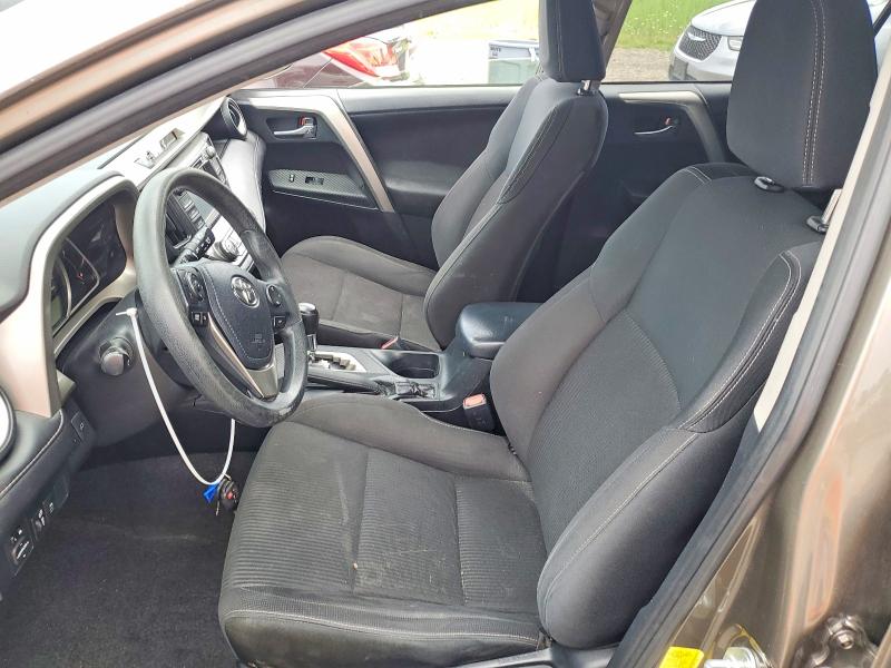 63855146 :رقم المزاد ، JTMRFREV3FD174810 vin ، 2015 Toyota Rav4 مزاد بيع