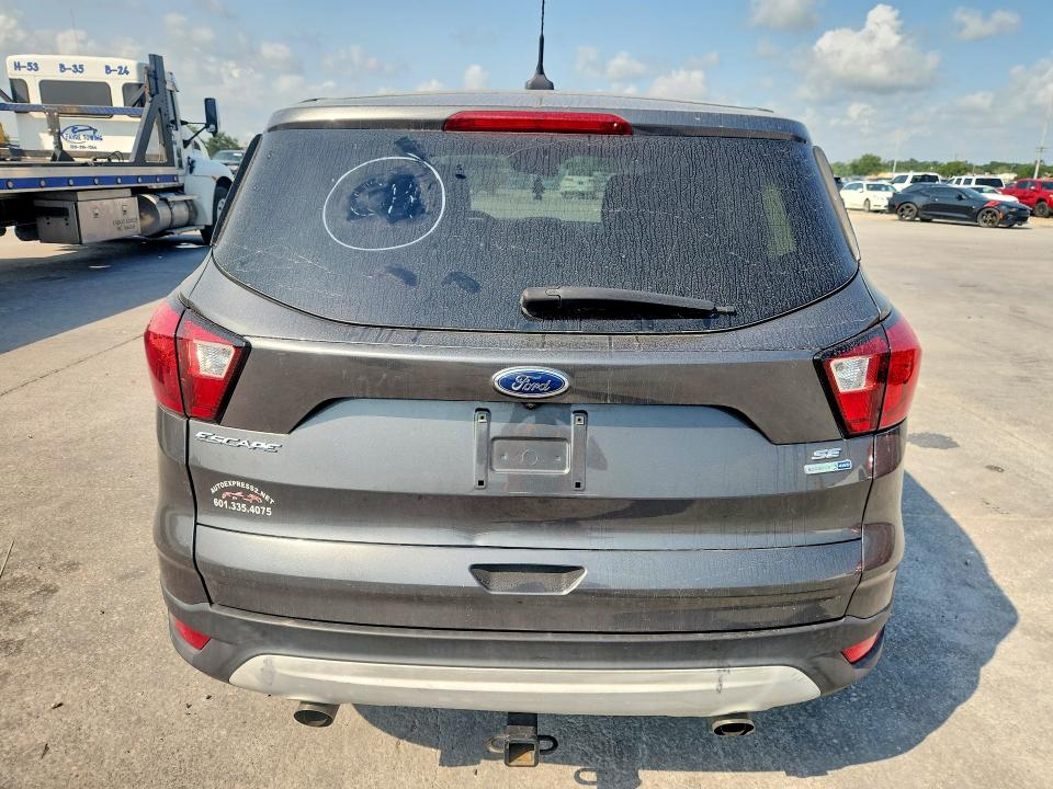 2019 Ford Escape მანქანა იყიდება აუქციონზე, vin: 1FMCU9GD9KUB30526, აუქციონის ნომერი: 63338716