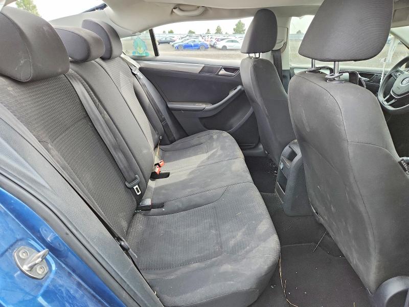 65708506 :رقم المزاد ، 3VWD17AJ1FM332532 vin ، 2015 Volkswagen Jetta مزاد بيع