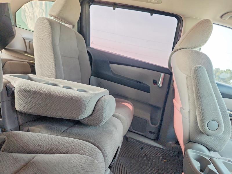 65843546 :رقم المزاد ، 5FNRL5H46FB037180 vin ، 2015 Honda Odyssey مزاد بيع