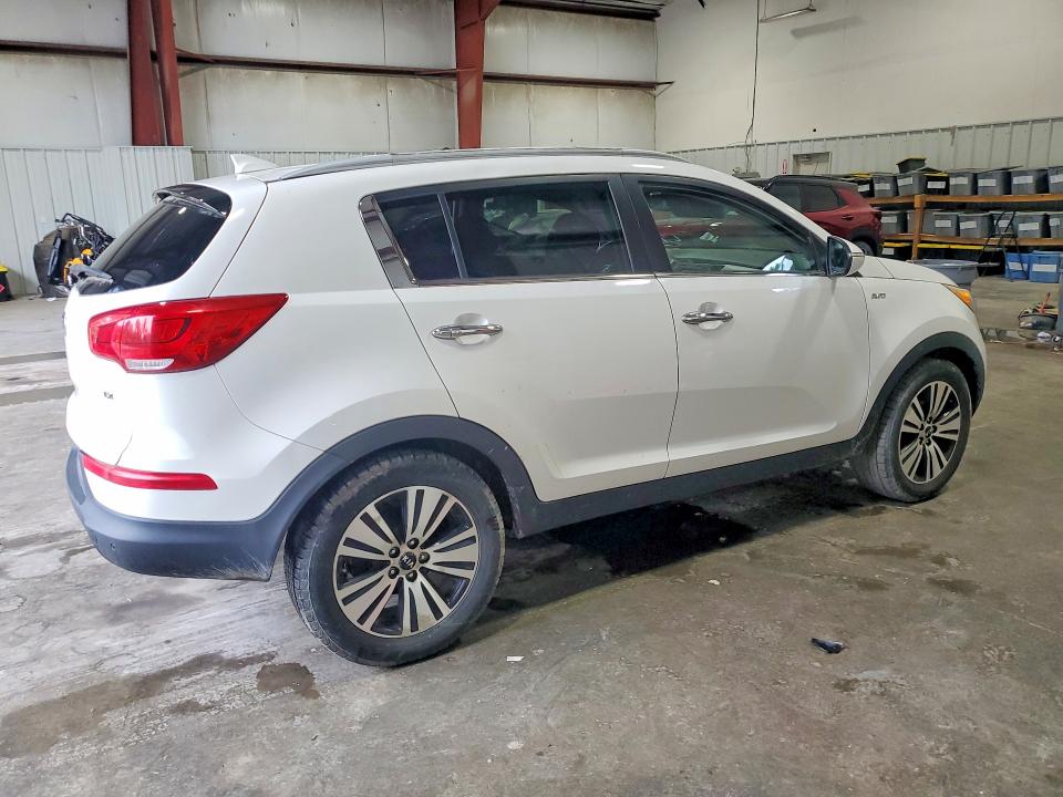 63520966 :رقم المزاد ، KNDPCCAC1E7630060 vin ، 2014 Kia Sportage مزاد بيع