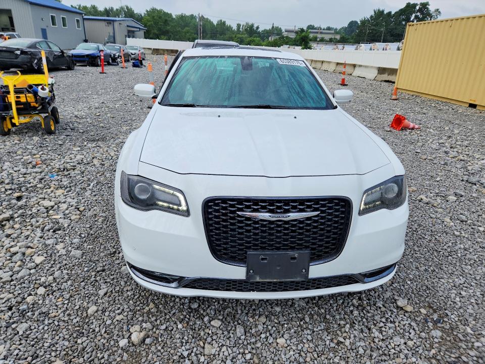 Продаж на аукціоні авто 2015 Chrysler 300, vin: 2C3CCAGG1FH854095, номер лоту: 65389176
