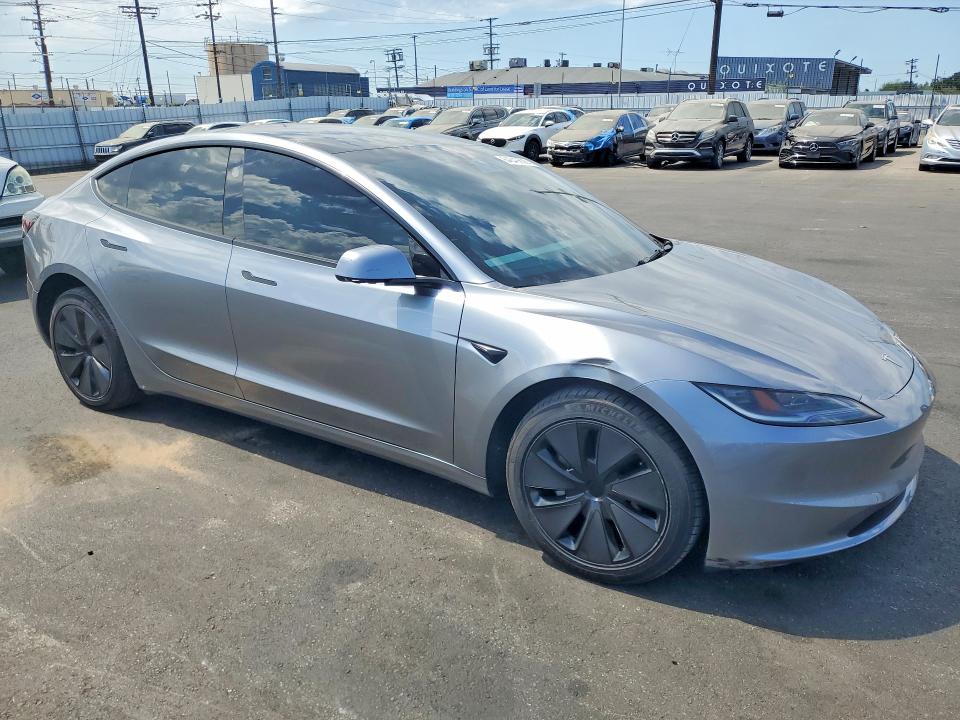 64849806 :رقم المزاد ، 5YJ3E1EA8SF896476 vin ، 2025 Tesla Model 3 مزاد بيع