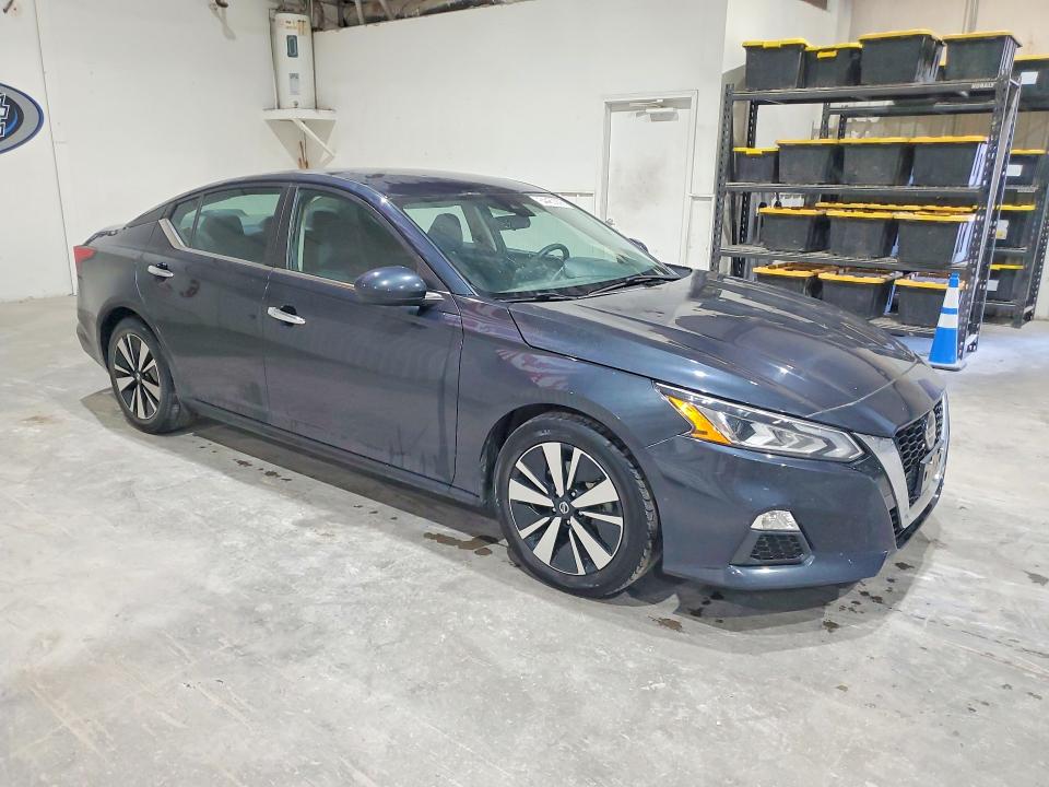 Продажа на аукционе авто 2022 Nissan Altima, vin: 1N4BL4DV0NN368269, номер лота: 64480206
