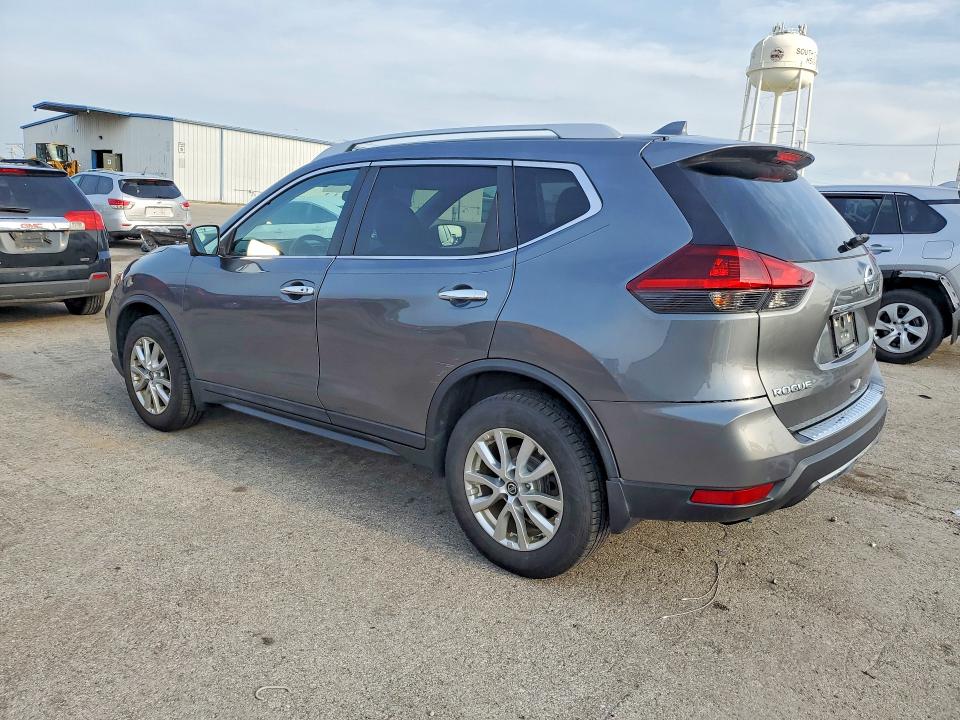 65044256 :رقم المزاد ، 5N1AT2MV3JC849001 vin ، 2018 Nissan Rogue مزاد بيع