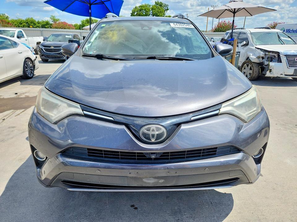 Продаж на аукціоні авто 2017 Toyota Rav4, vin: JTMYFREV1HJ116727, номер лоту: 64302546
