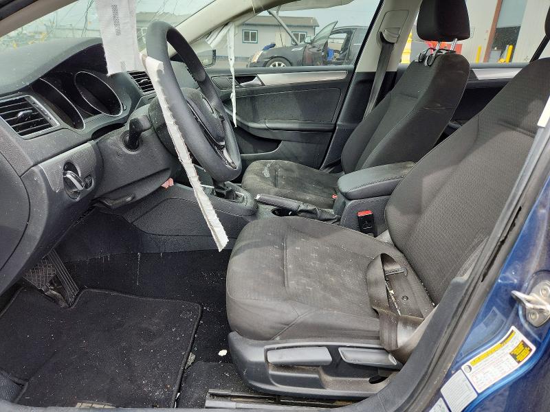 65708506 :رقم المزاد ، 3VWD17AJ1FM332532 vin ، 2015 Volkswagen Jetta مزاد بيع