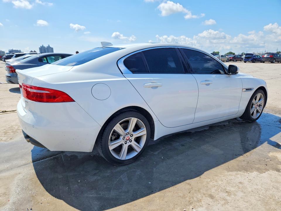 2018 Jaguar Xe მანქანა იყიდება აუქციონზე, vin: SAJAD4FX4JCP35148, აუქციონის ნომერი: 66794796