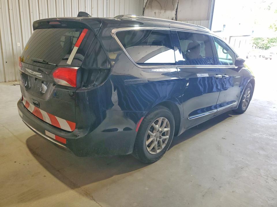 Продажа на аукционе авто 2020 Chrysler Pacifica, vin: 2C4RC1BG8LR271722, номер лота: 61013916
