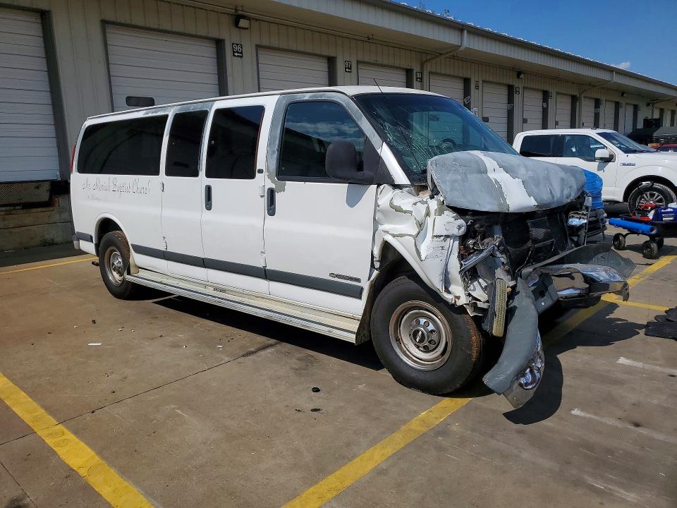 66621506 :رقم المزاد ، 1GAHG39G621126806 vin ، 2002 Chevrolet Express G3500 مزاد بيع