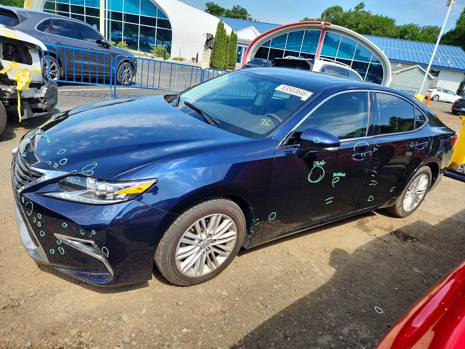 63583646 :رقم المزاد ، 58ABK1GG9GU005037 vin ، 2016 Lexus Es مزاد بيع